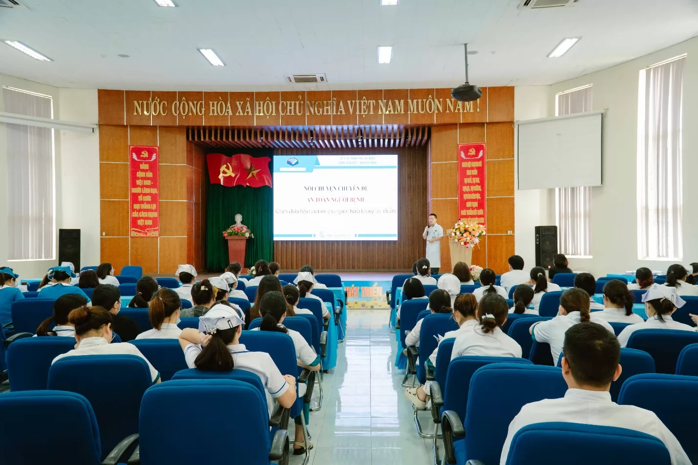Ảnh minh họa 12